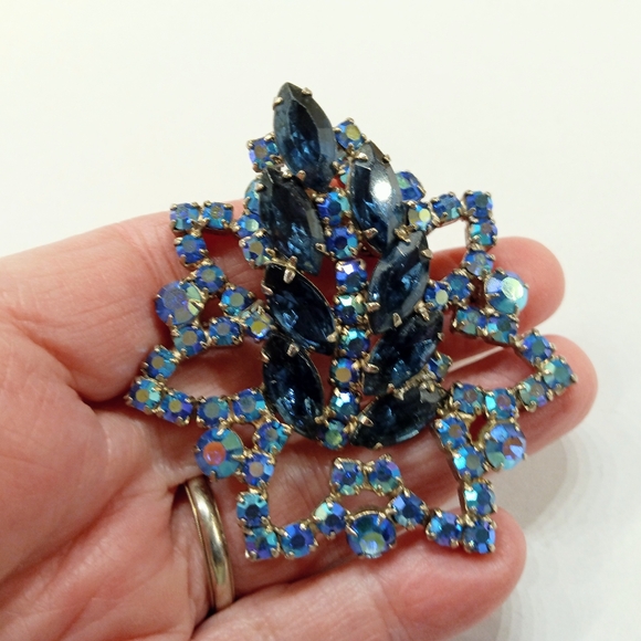 Vintage Blue Rhinestone Brooch - Picture 2 of 6